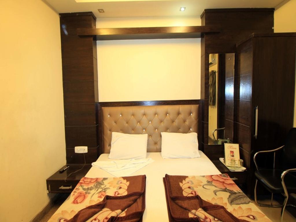 Adb Rooms Hotel Chander Palace Neu-Delhi Exterior foto